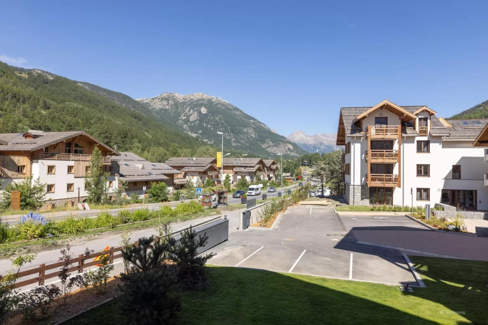 SERRE CHEVALIER Le Cristal Lodge-A38S-Parkfaciliteiten