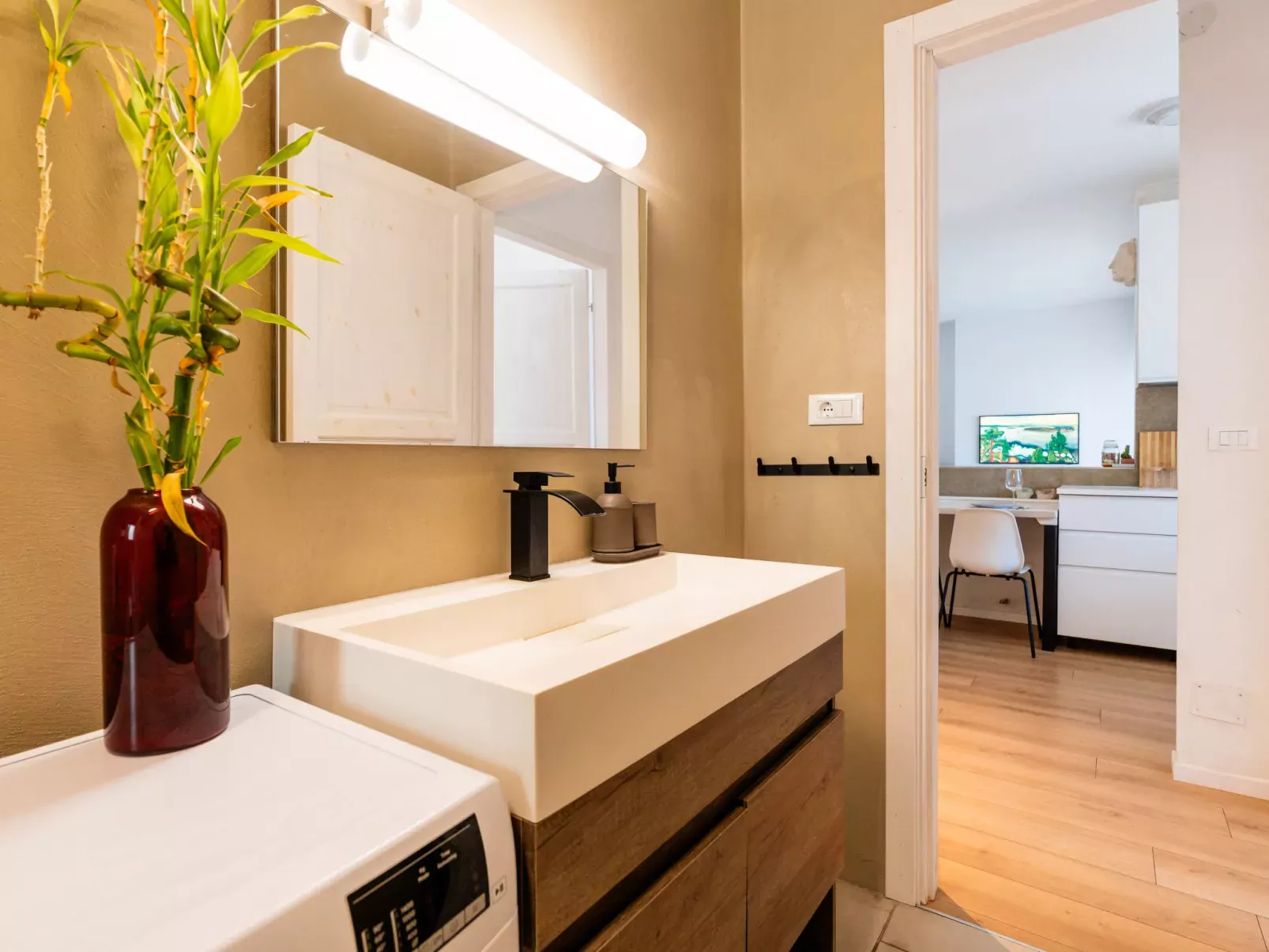 Seaview, Modern Apartment-Binnen