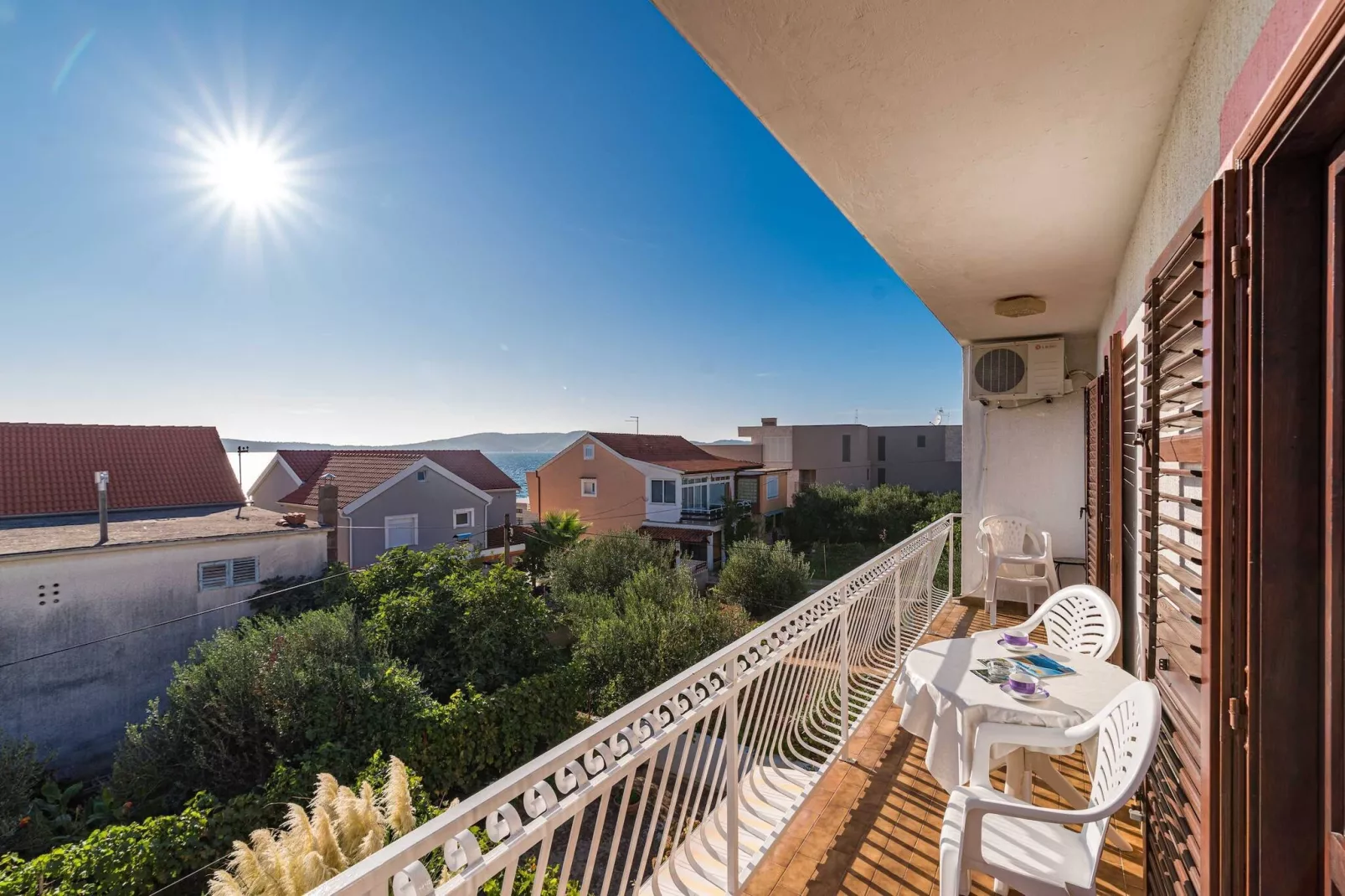 Apartments Barbarella - Three Bedroom Apartment A2-Buitenlucht