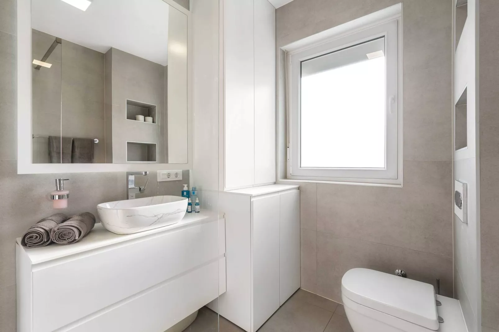 Apartments Velic - Three bedroom apartment C-Badkamer