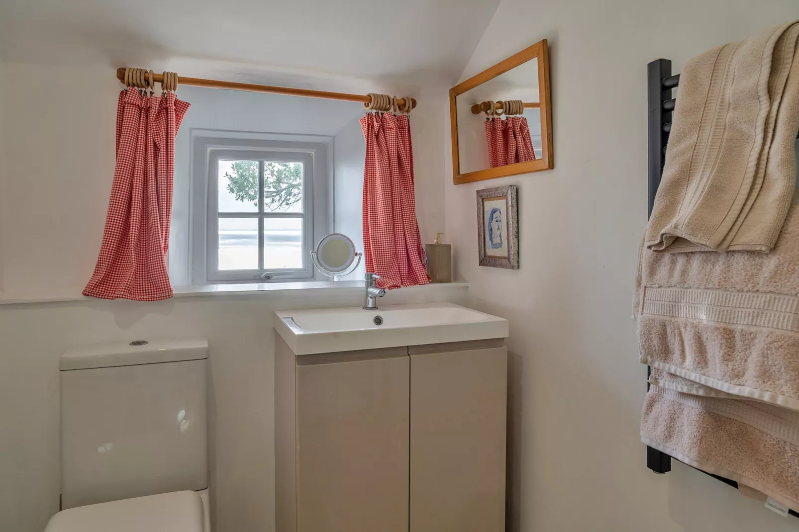 Lesceave Cottage-Badkamer
