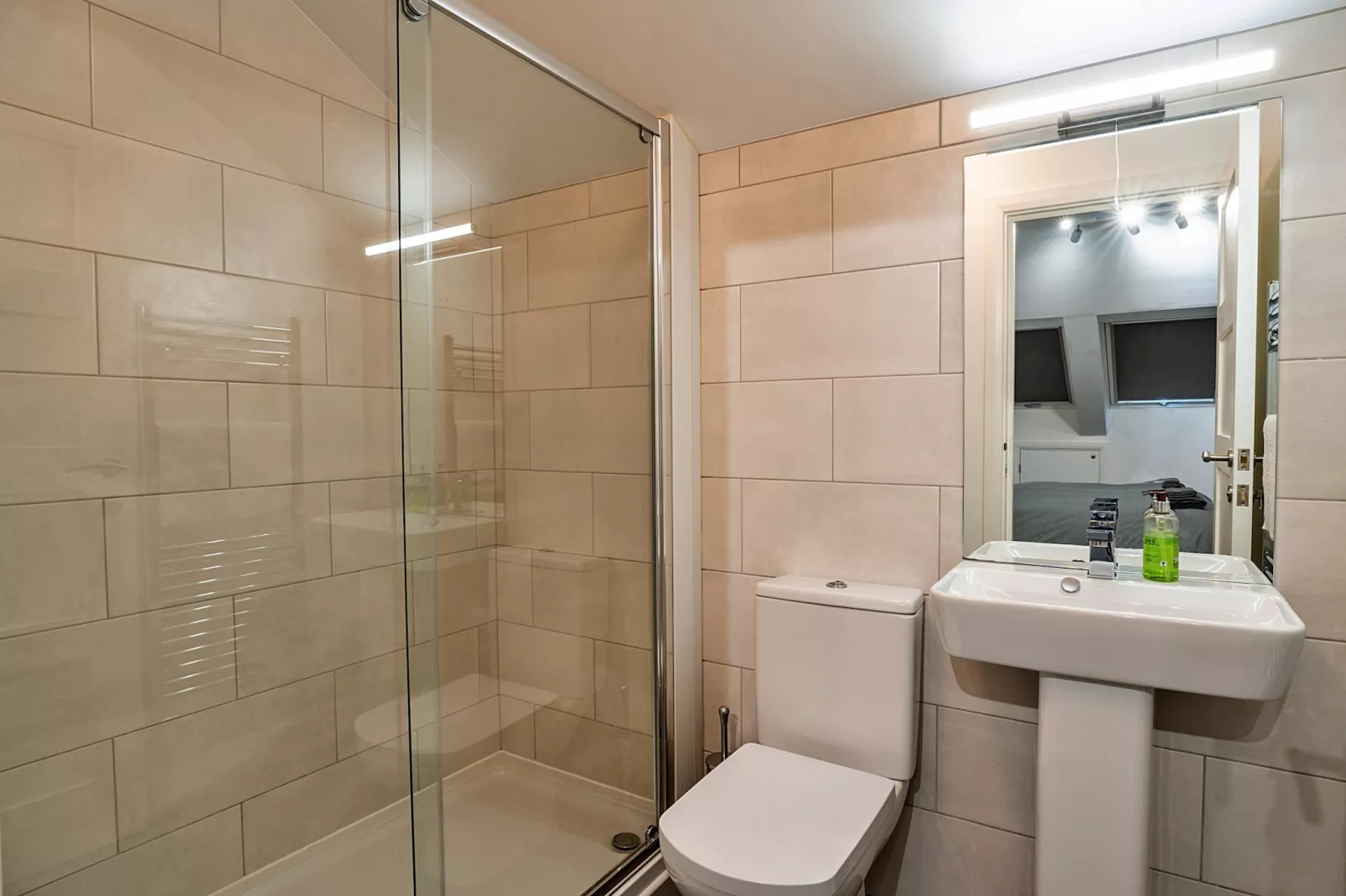 Brunels Reach-Badkamer