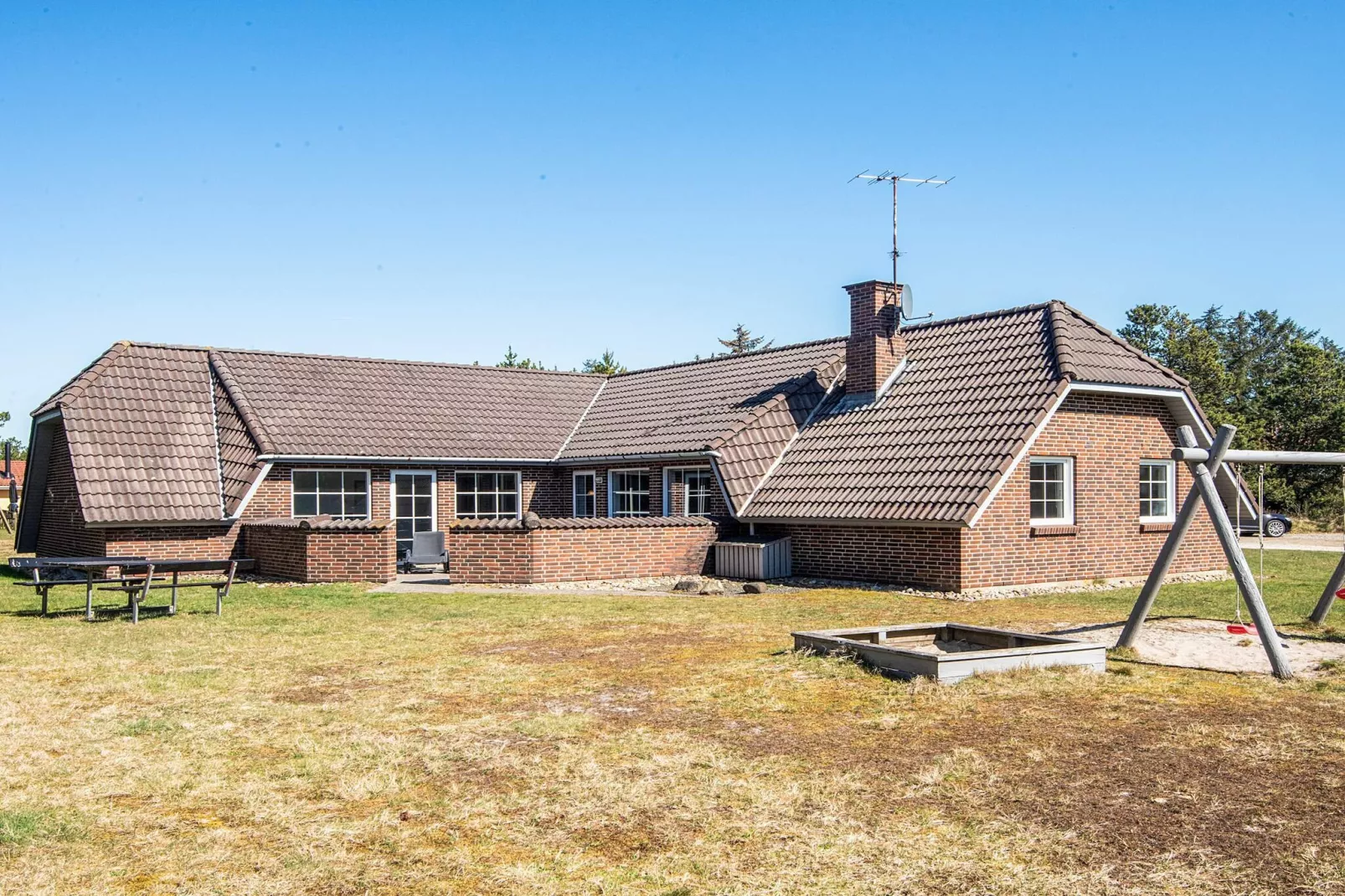10 persoons vakantie huis in Blåvand-Uitzicht