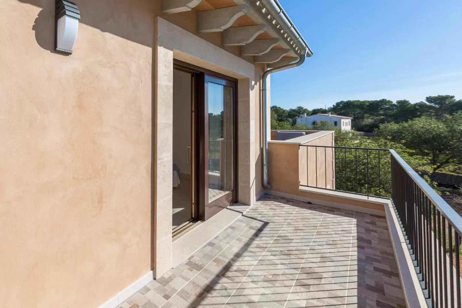 RomanÍ Des Figueral-Terrasbalkon