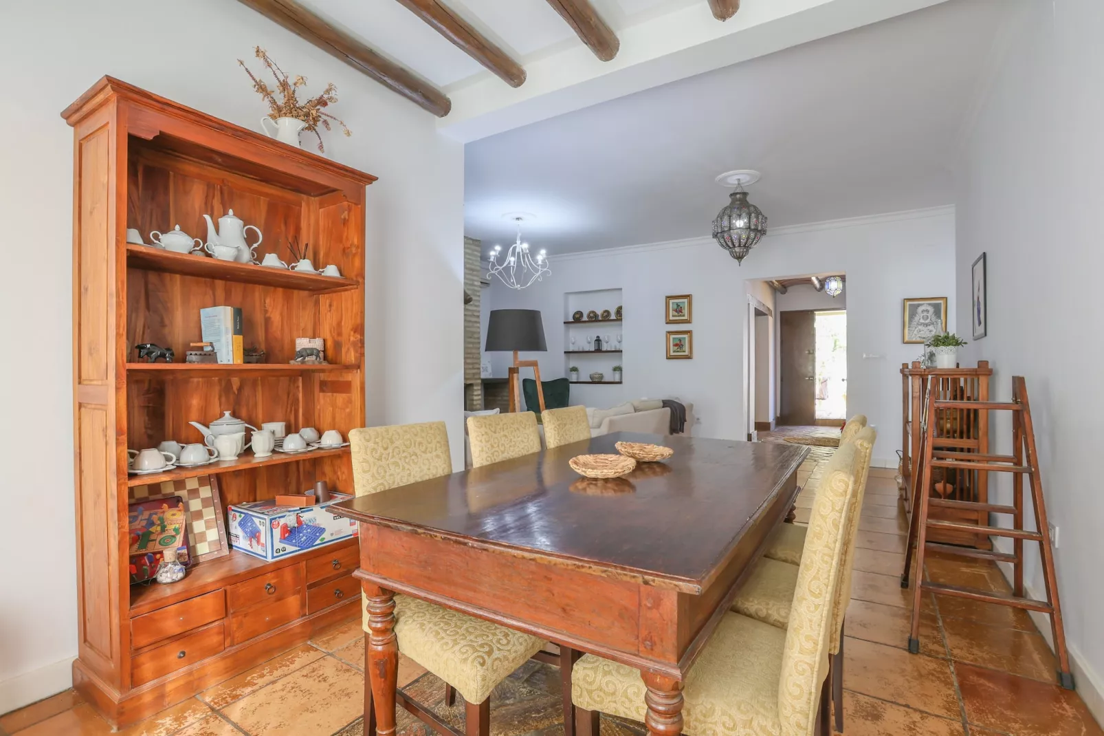 Casa Rural Los Menestrales-Eetkamer