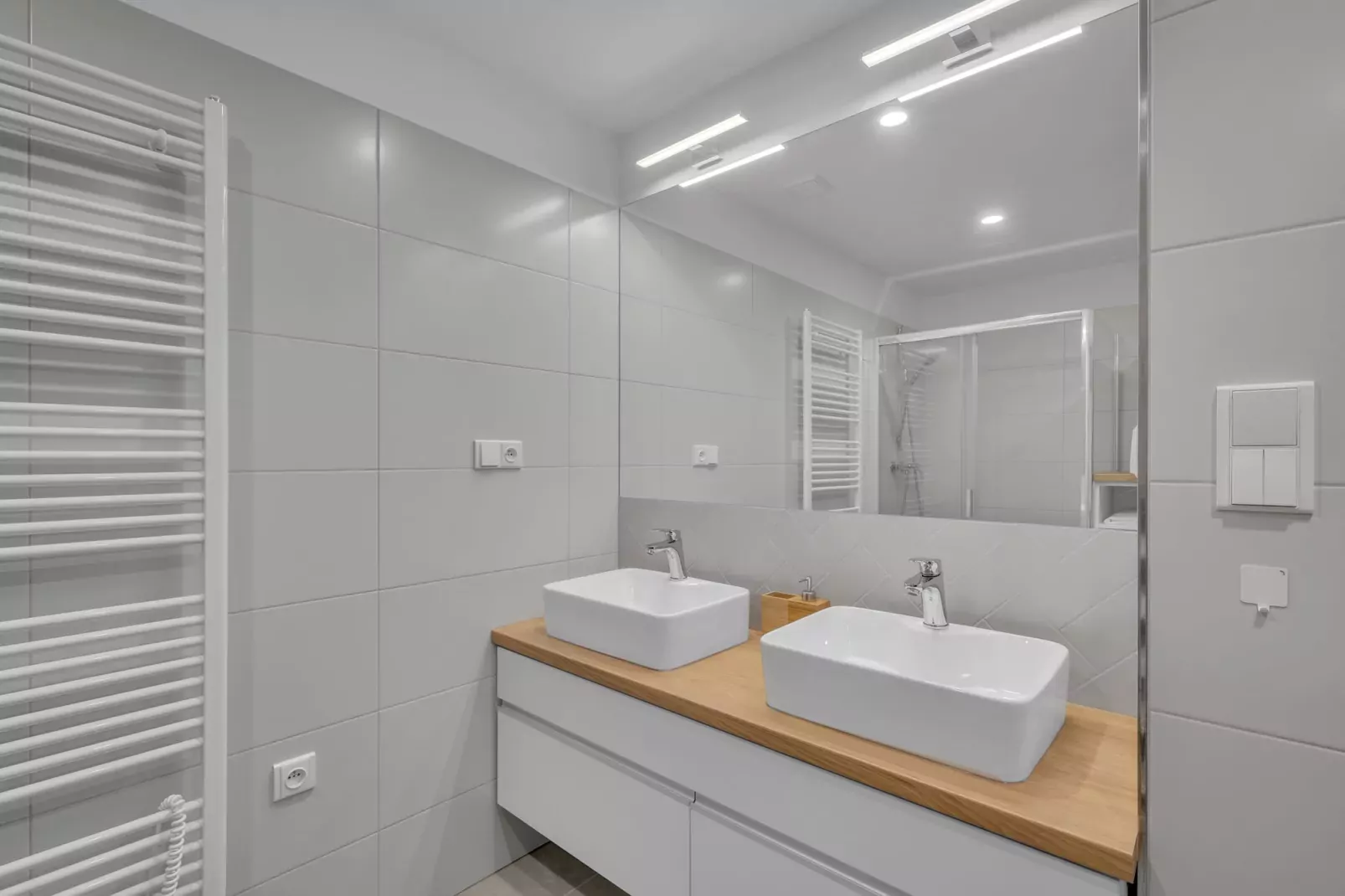 Cerny Dul KCL062-B-Badkamer