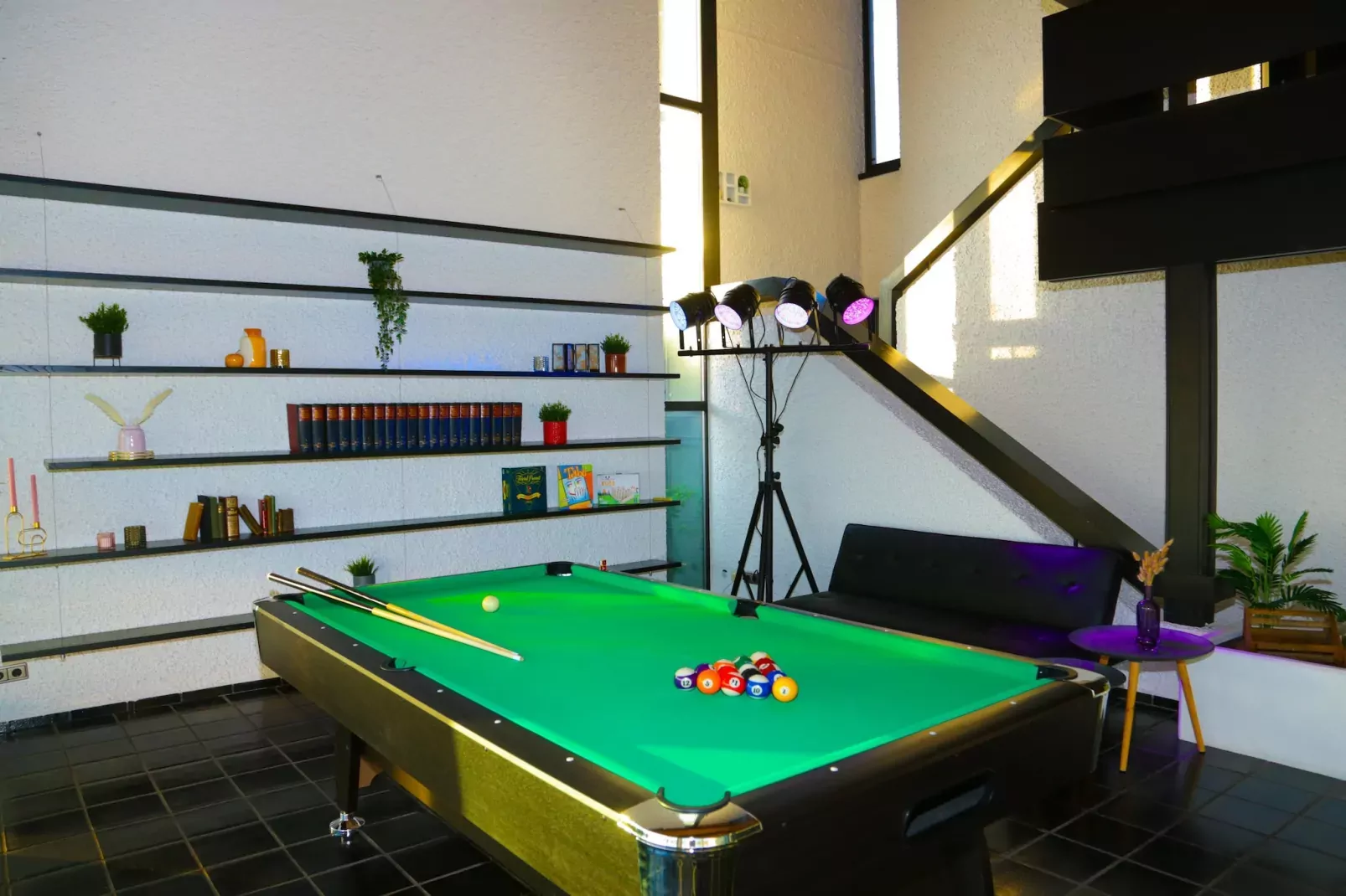 Villa Weitersburg mit indoor Pool-Recreatieruimte