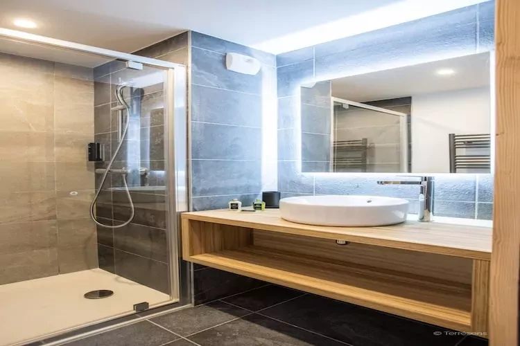 PLAGNE MONTALBERT Le Snoroc- A38S-Badkamer
