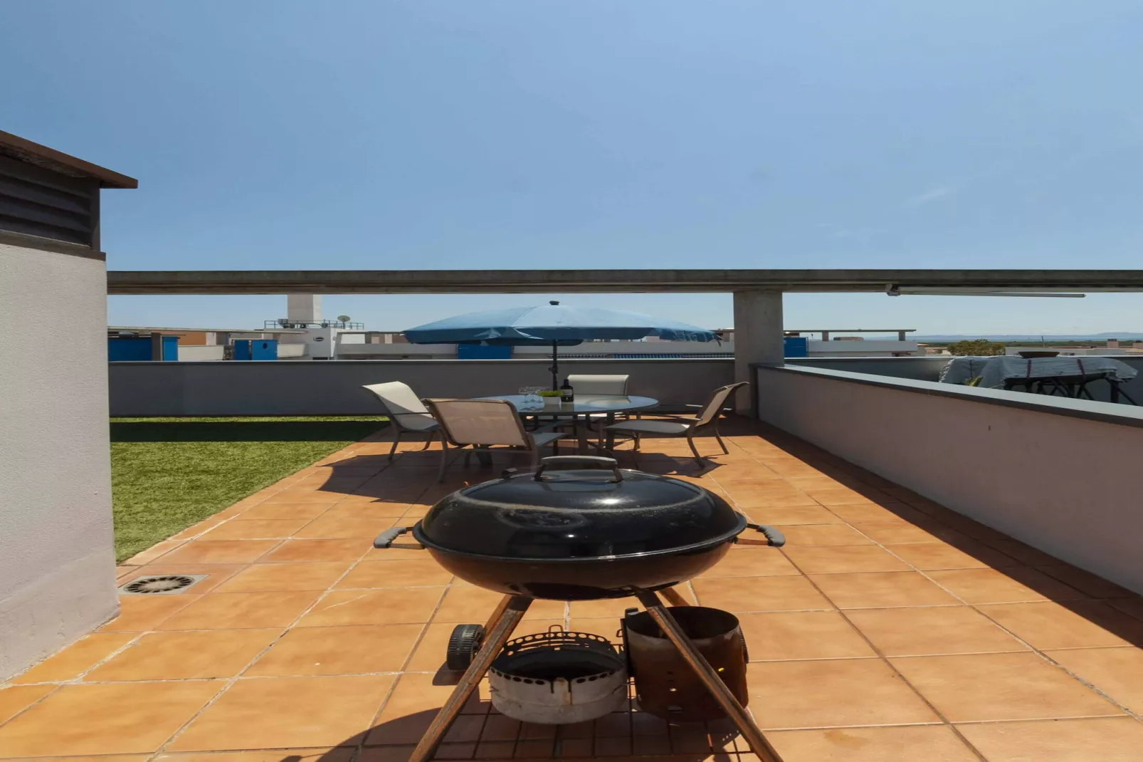 1235 BLAUMARINA con piscina-Terrasbalkon