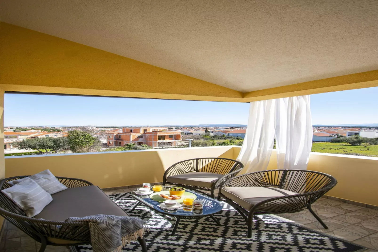 Garden Boutique Apartments - Diora-Terrasbalkon