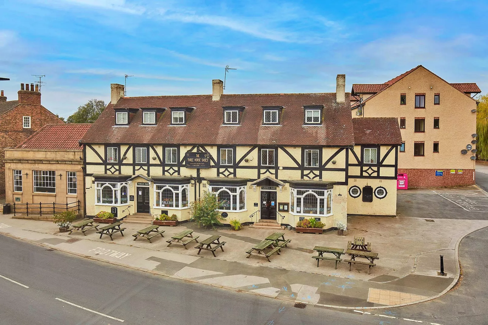 The Bank House-Buitenlucht