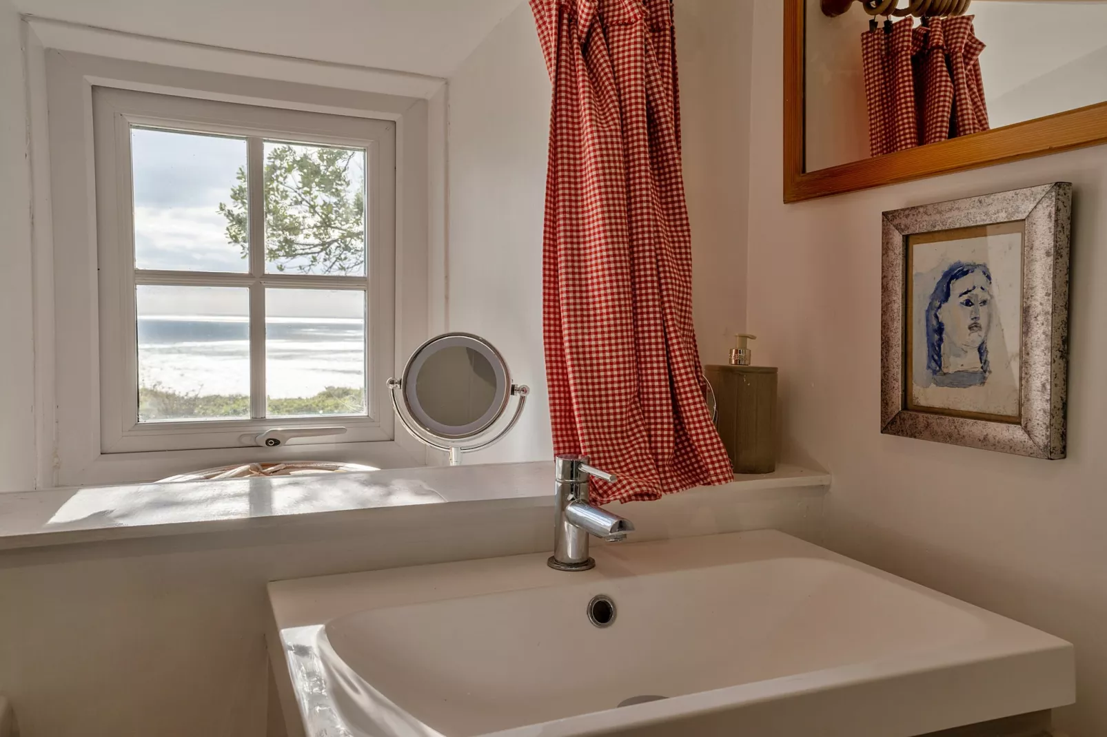 Lesceave Cottage-Badkamer