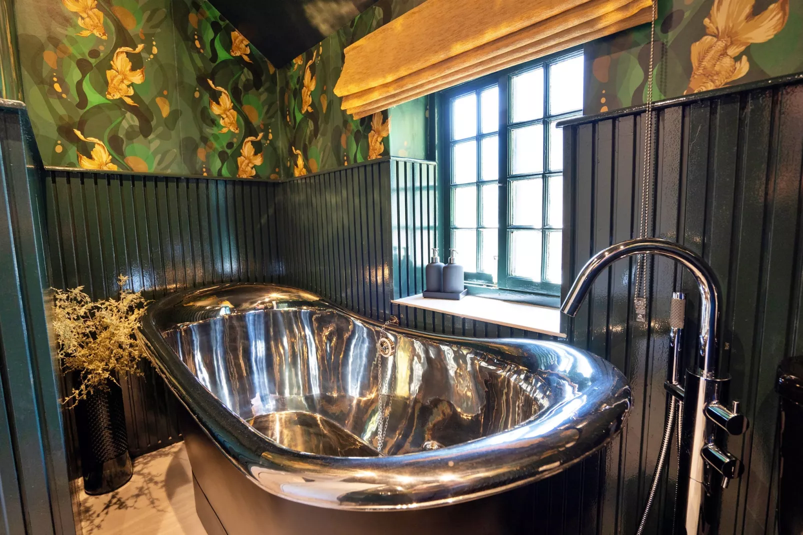 Sisu Bakewell, Limestones Cottage-Badkamer