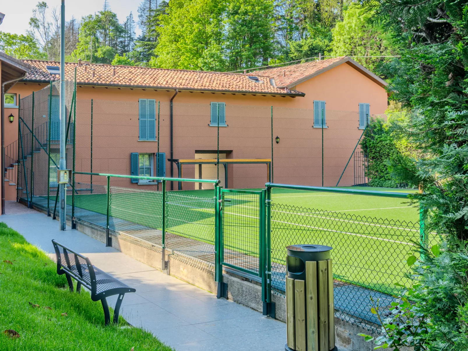 Villa Maderni-Buiten