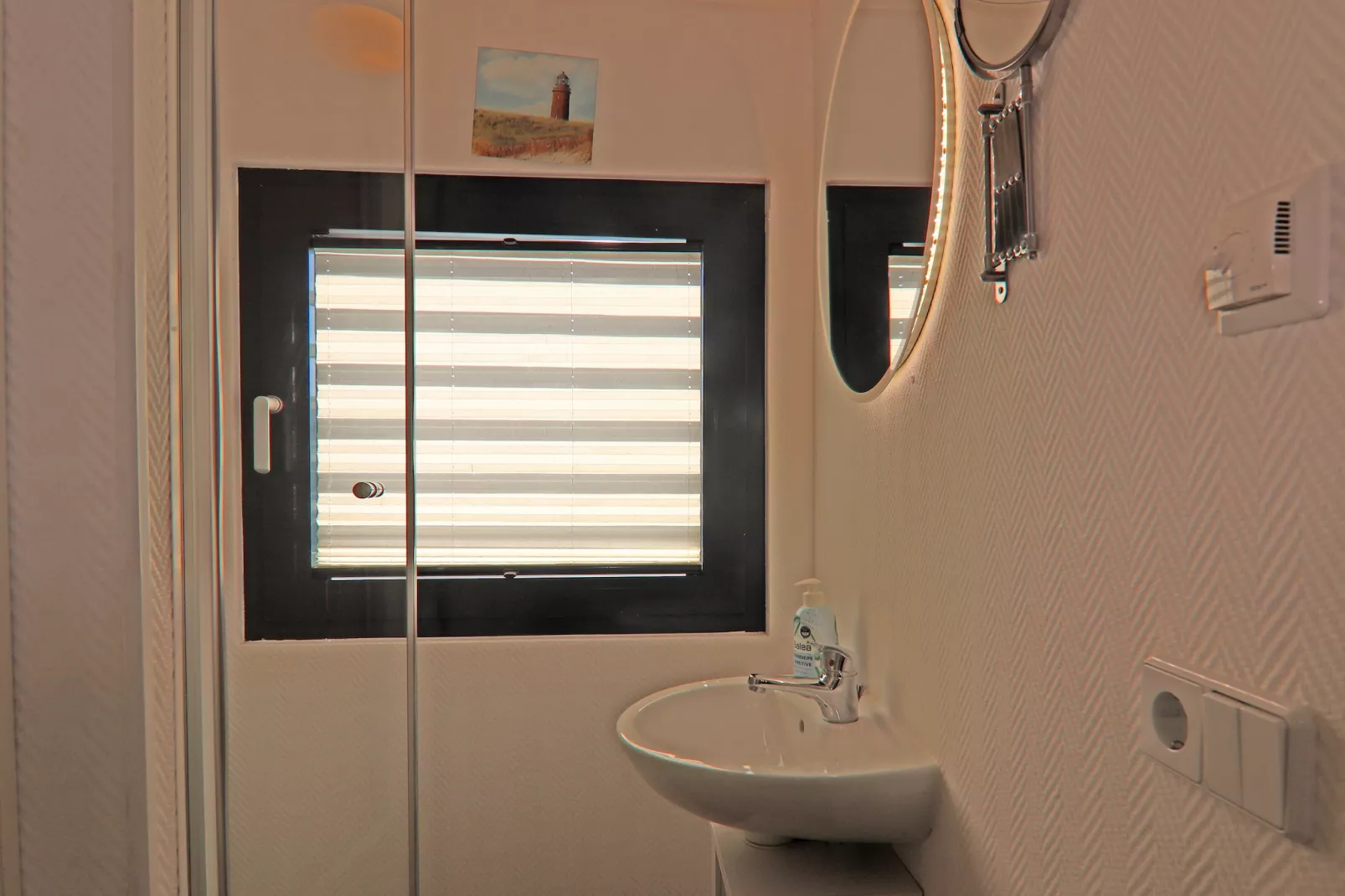 Hausboot Familiy & Friends LP 1 / 4 Personen-Badkamer