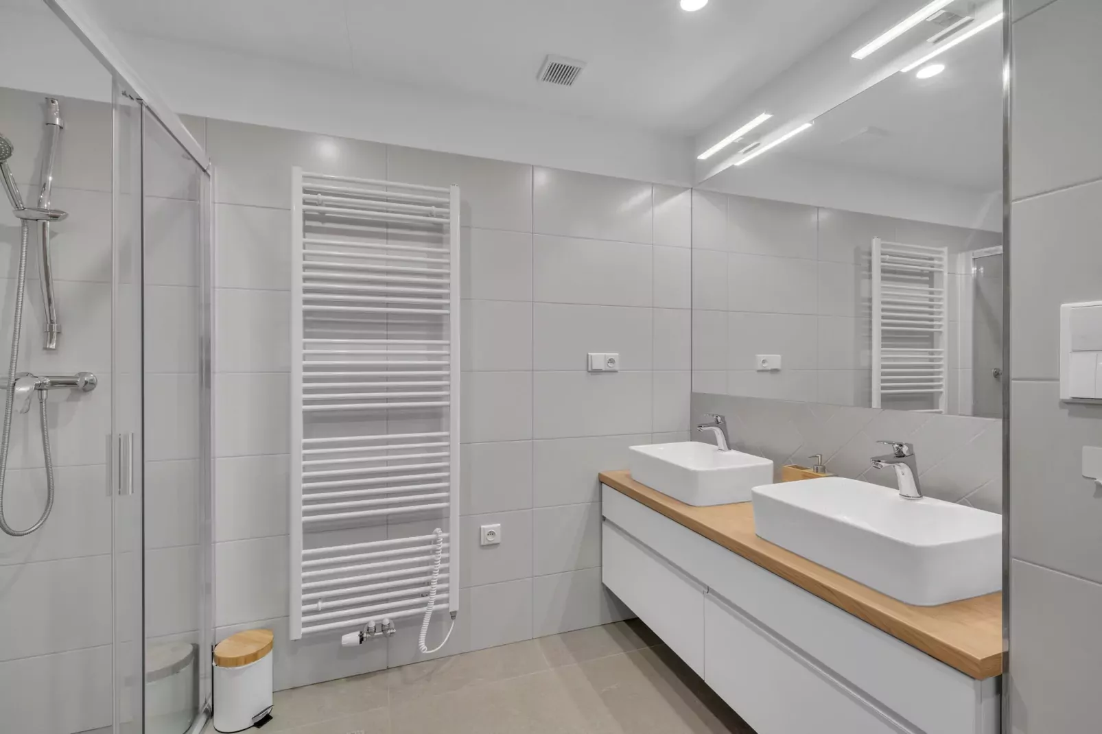Cerny Dul KCL062-B-Badkamer