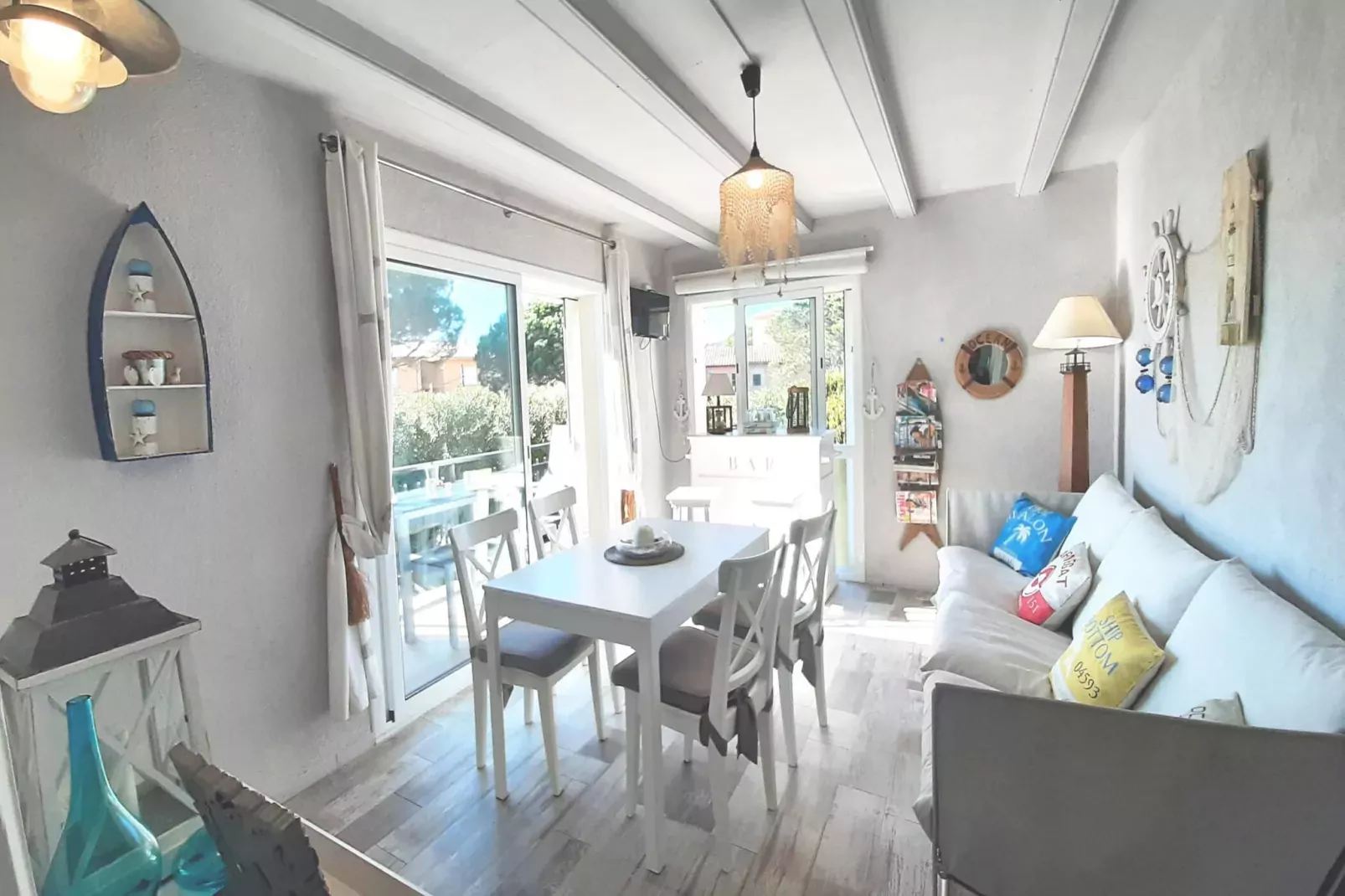 Costa Brava K-2-Woonkamer