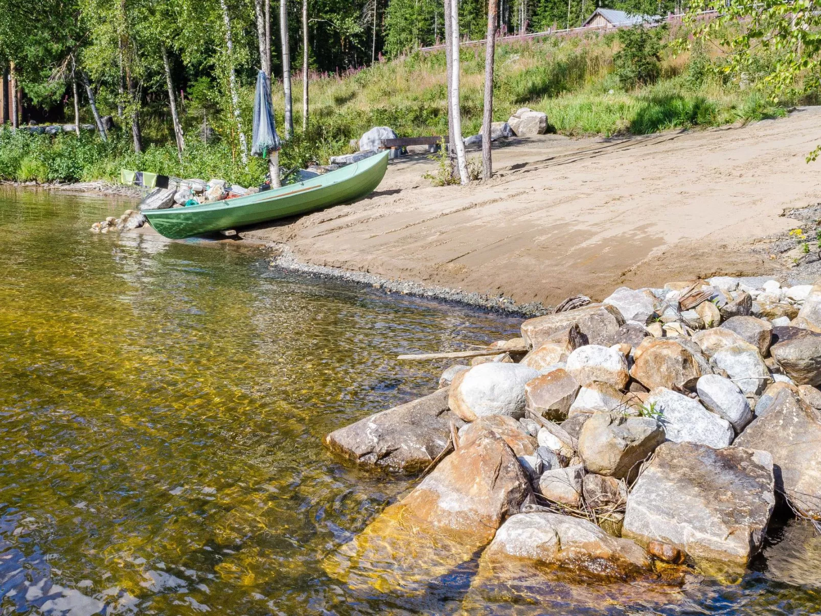 Kolin kangastus metsätähti 2-Buiten