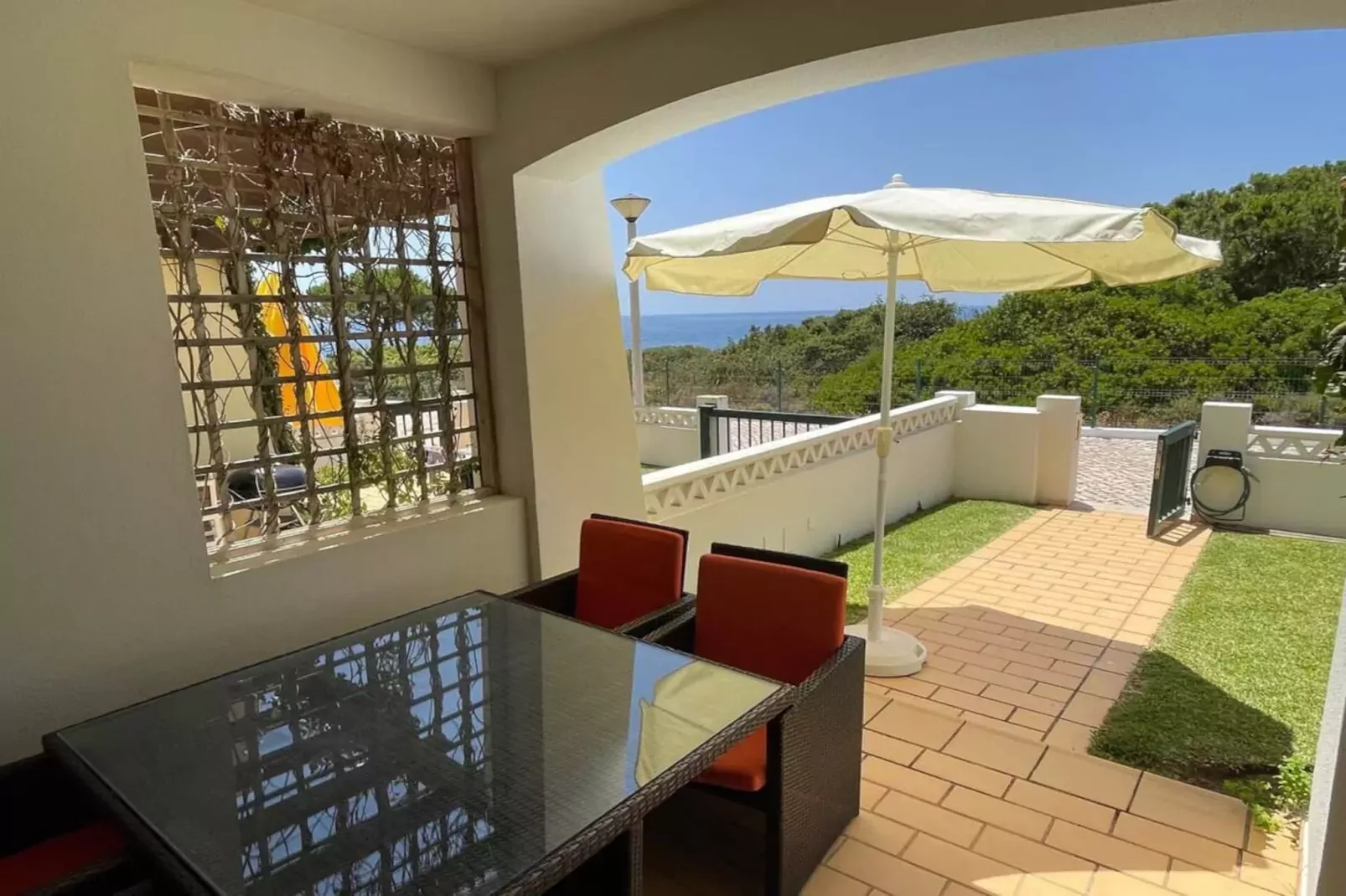 30 Terraços de Benagil (Casa Domingos)-Tuinen zomer