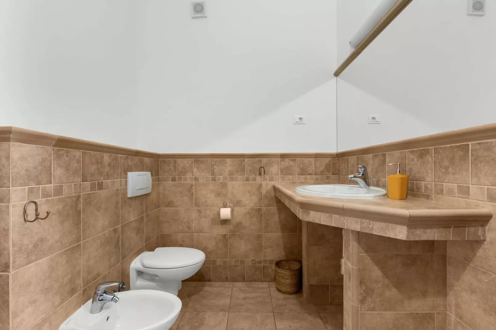 Villa Beauty with Private Pool-Badkamer
