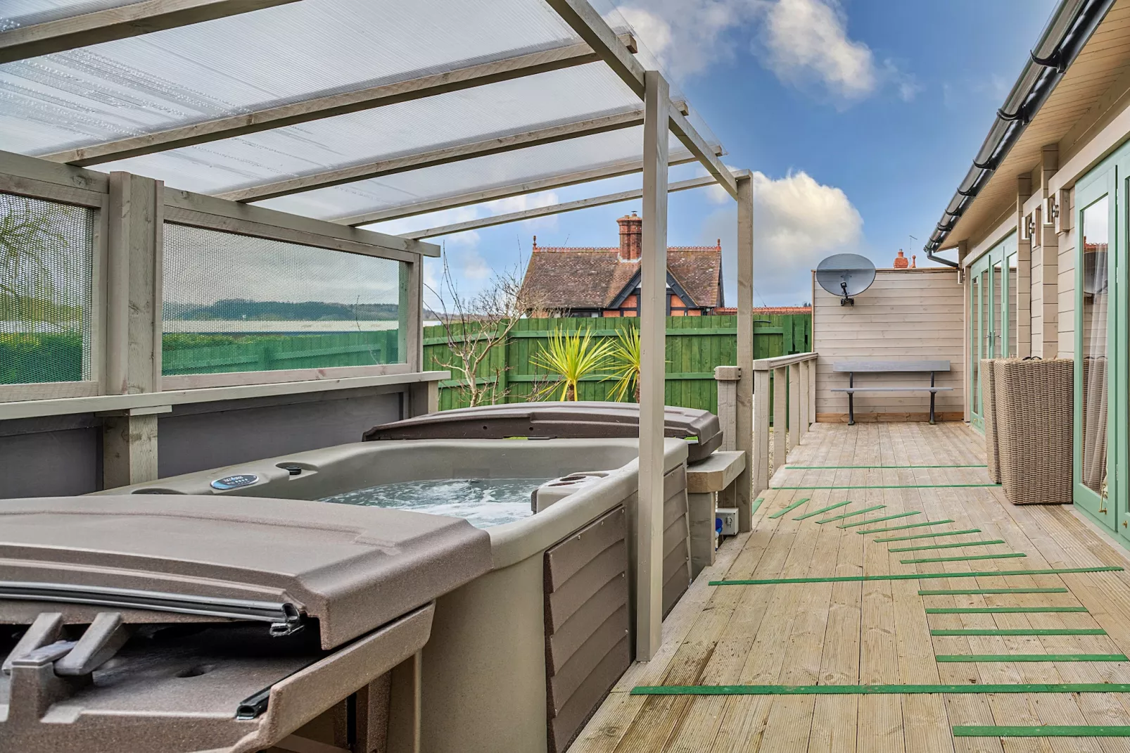 Garden Lodge-Buitenlucht