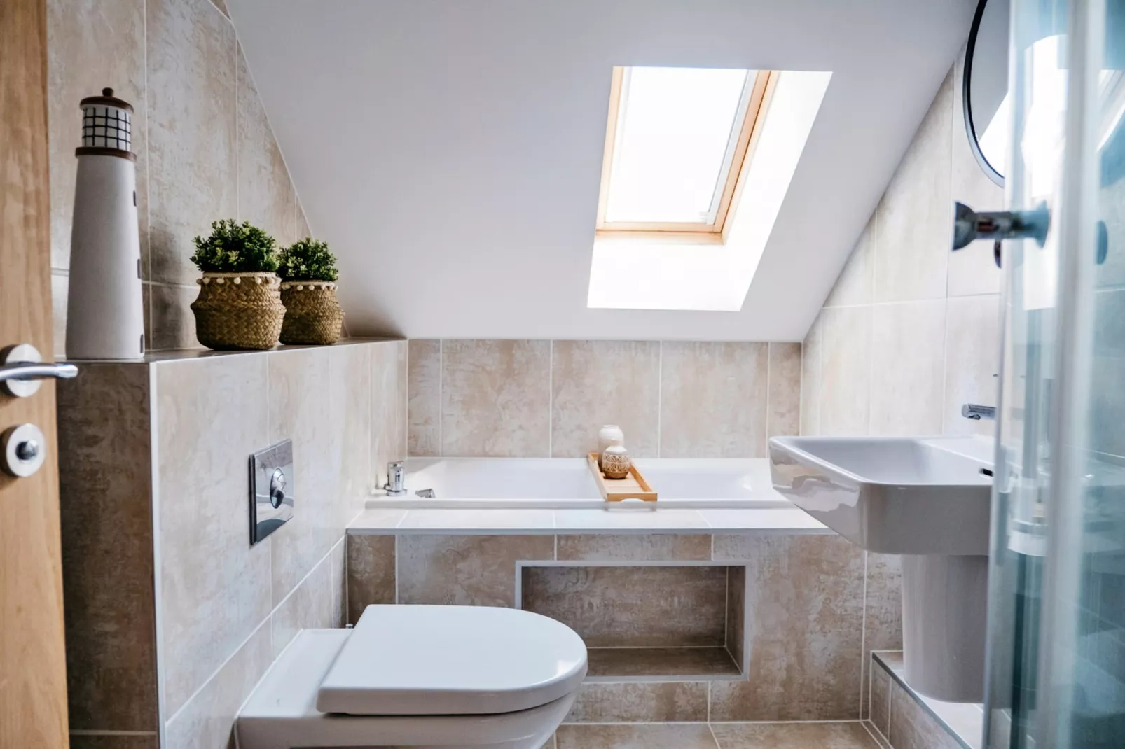 Tolcarne Stay - Luxury Newquay Apartment-Badkamer