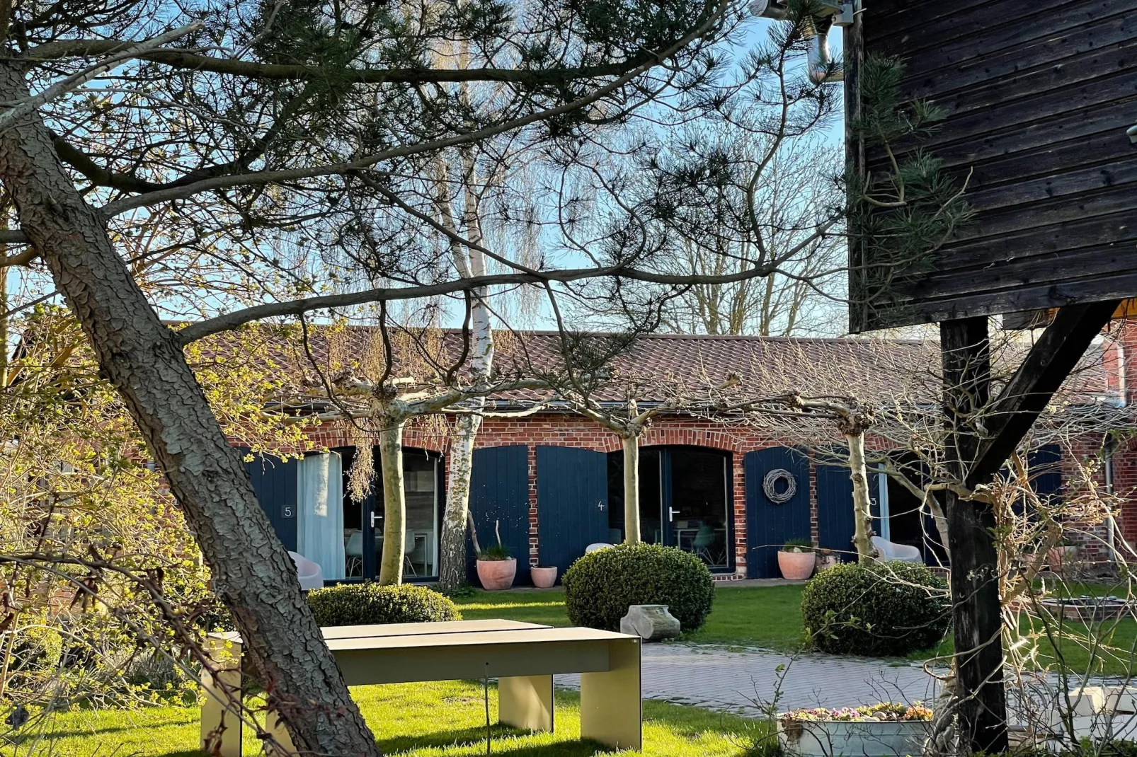Idyllische Hofwohnung 5-Tuin winter