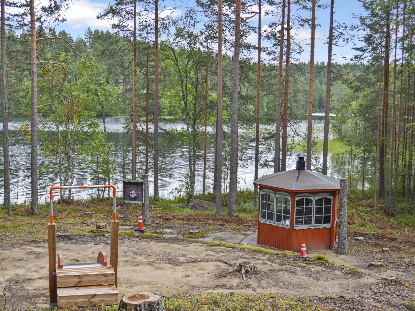 Villa käpytikka-Buiten