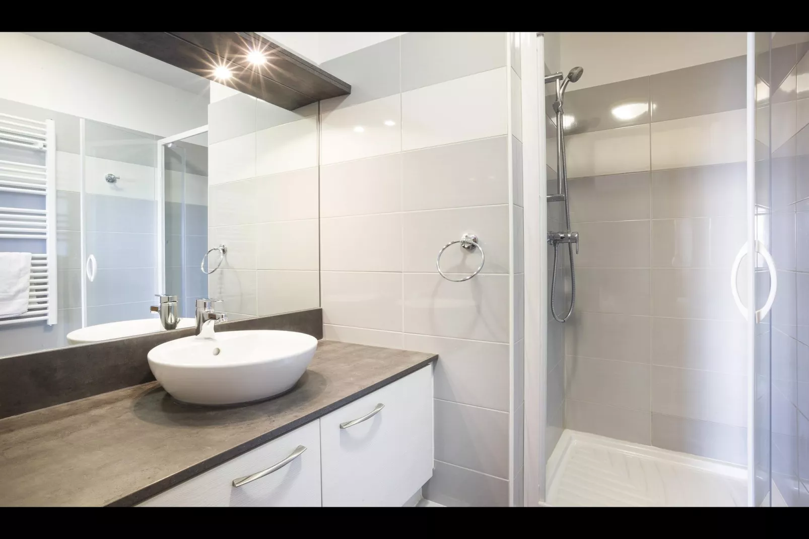 3 Pièces 6 Pers Confort_S6L-Badkamer