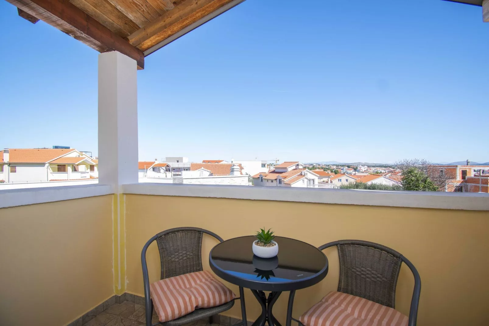 Garden Boutique Apartments - Diora-Terrasbalkon