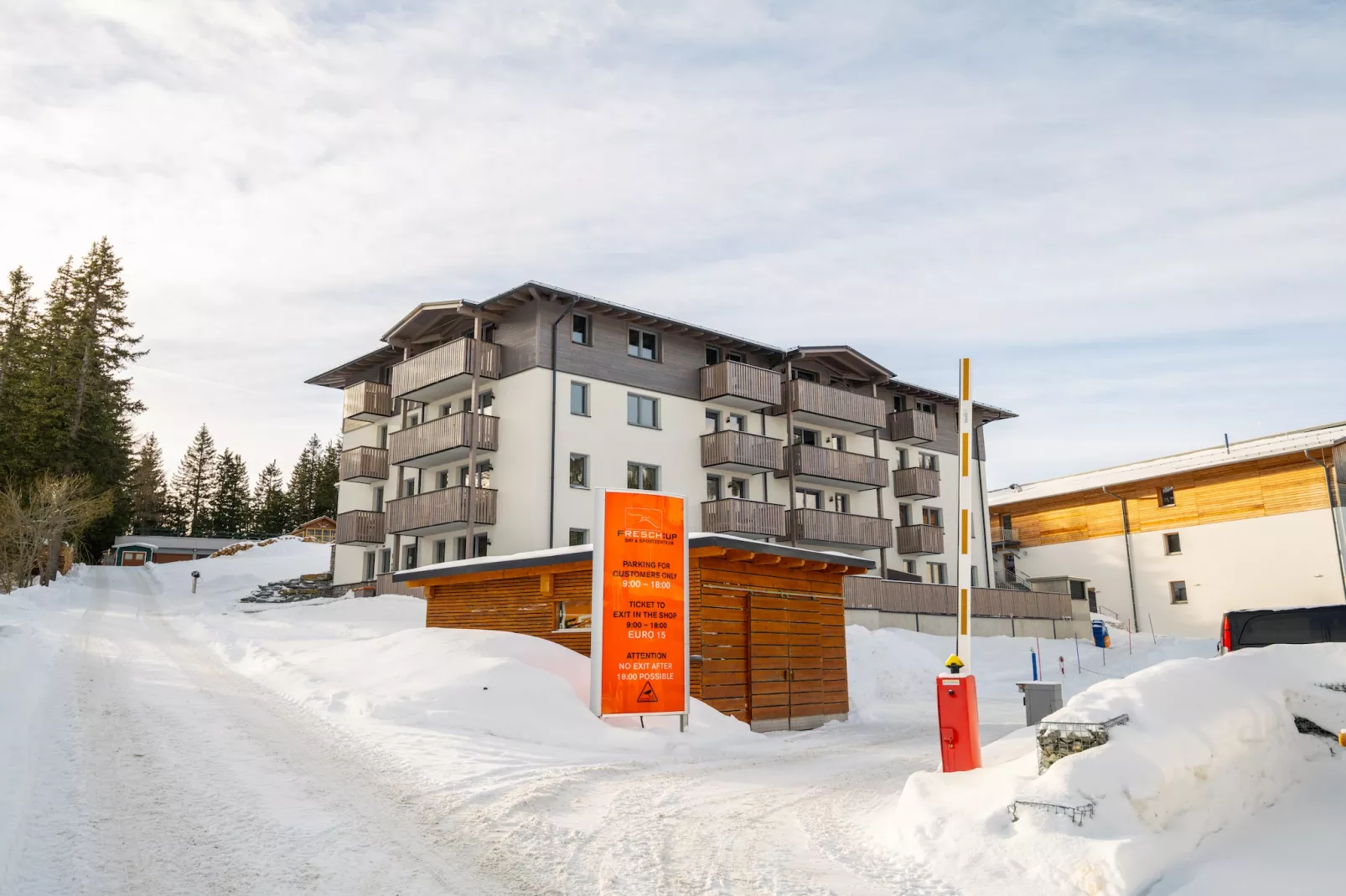 Superior Penthouse Three-bedroom Apartment – KA3PS-Exterieur winter
