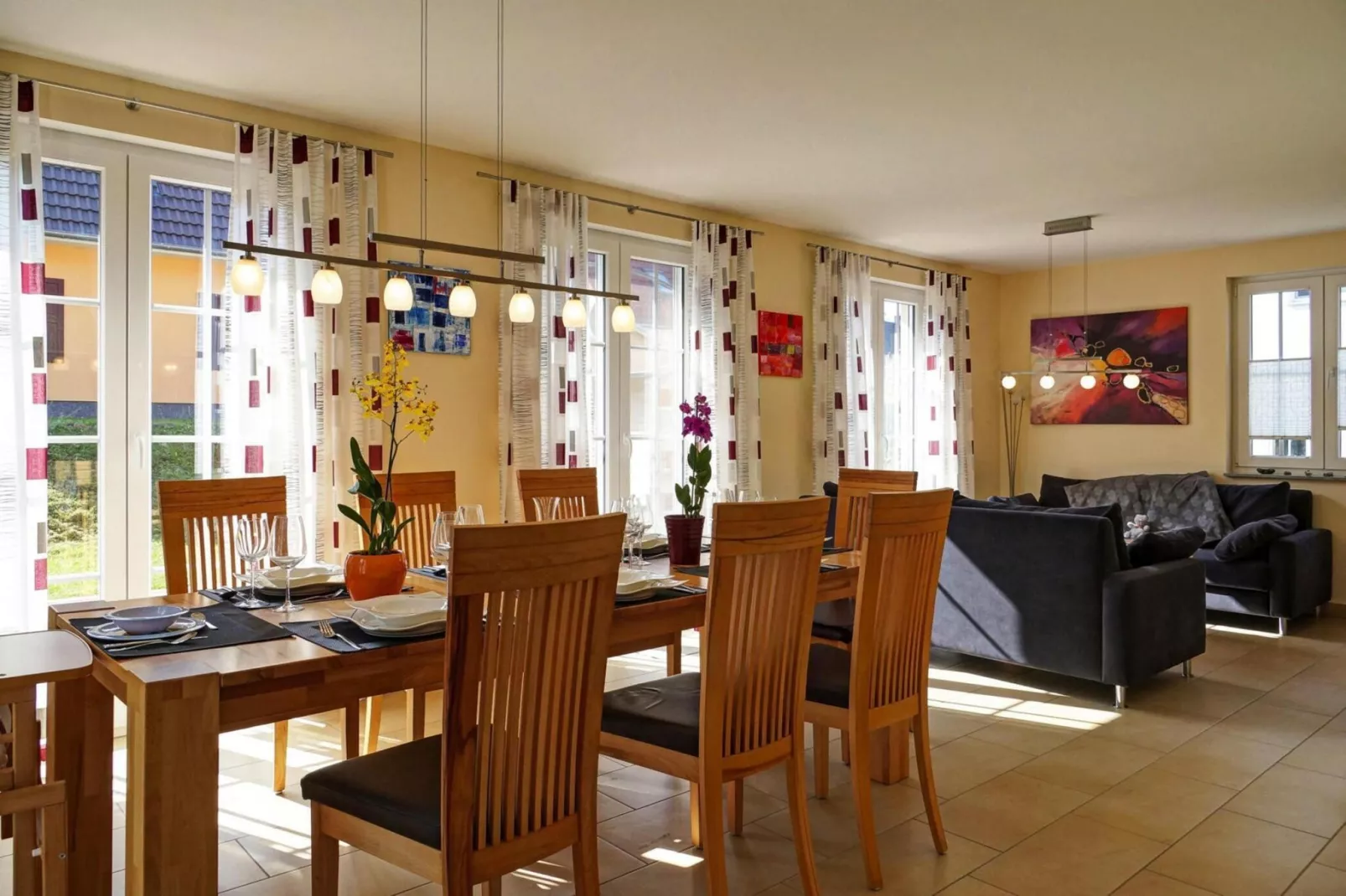 Ostseeresort Dampland-Reihenhaus Normalpreis-Eetkamer