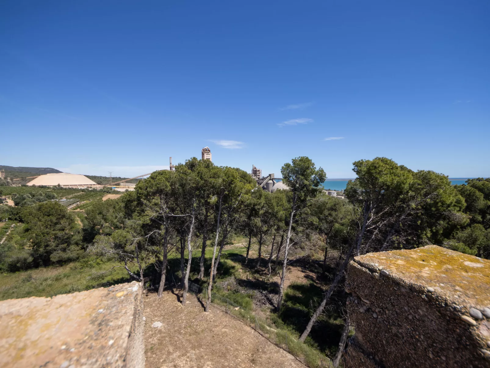 Torre Morralla-Buiten