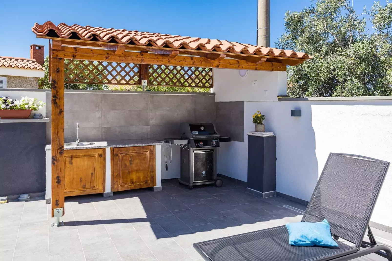 Villa Bavaria with Pool, Jacuzzi, Table Tennis-Terras