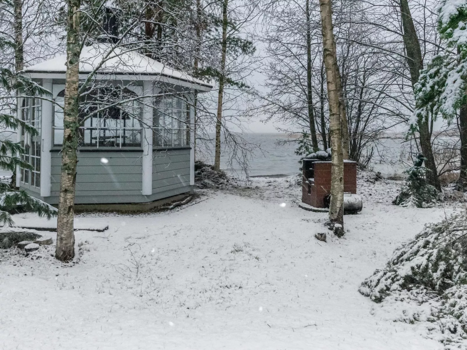 Tuulikannel-Buiten