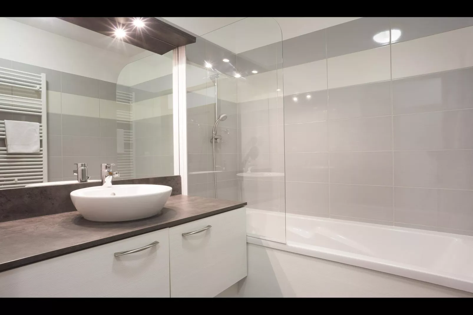 3 Pièces 6 Pers Confort_S6L-Badkamer