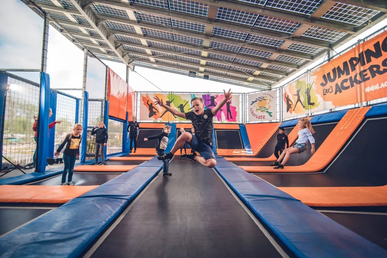 Safari tent 'Vos' | 2 - 5 people | pet allowed-Parkfaciliteiten
