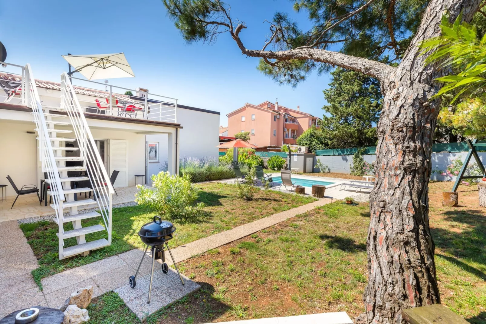 Villa Ziziphus - Private Pool with Jacuzzi-Tuinen zomer