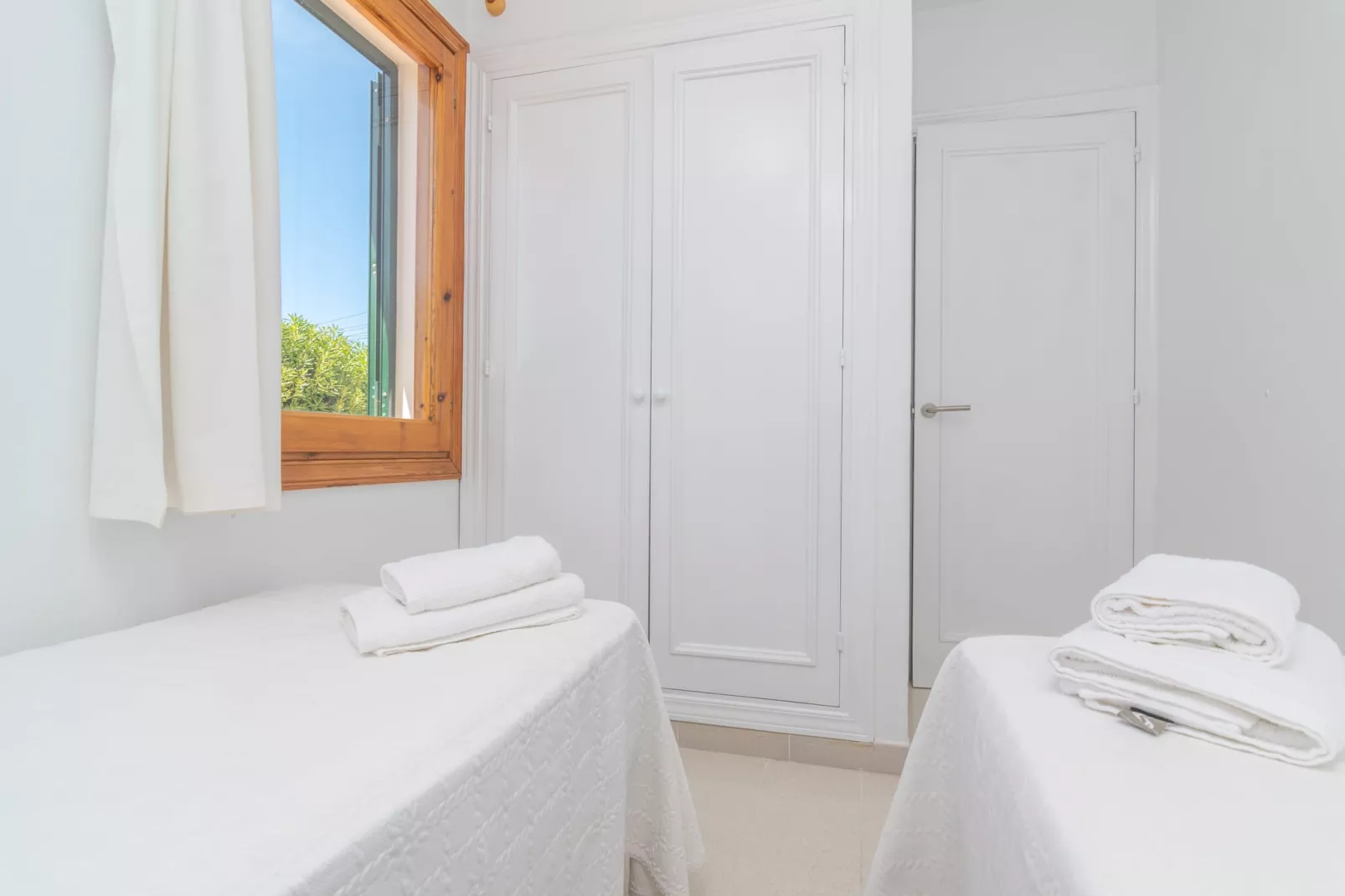 Villa Victoria-Image-tags.