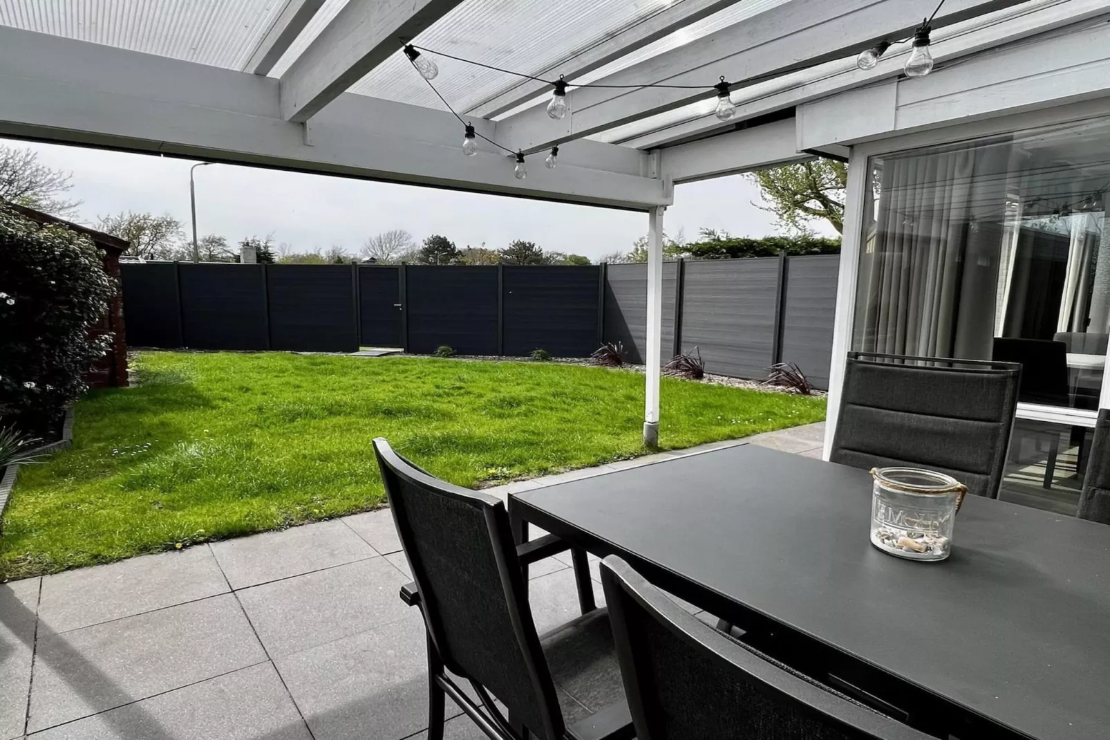 De Schelp 27-Terrasbalkon