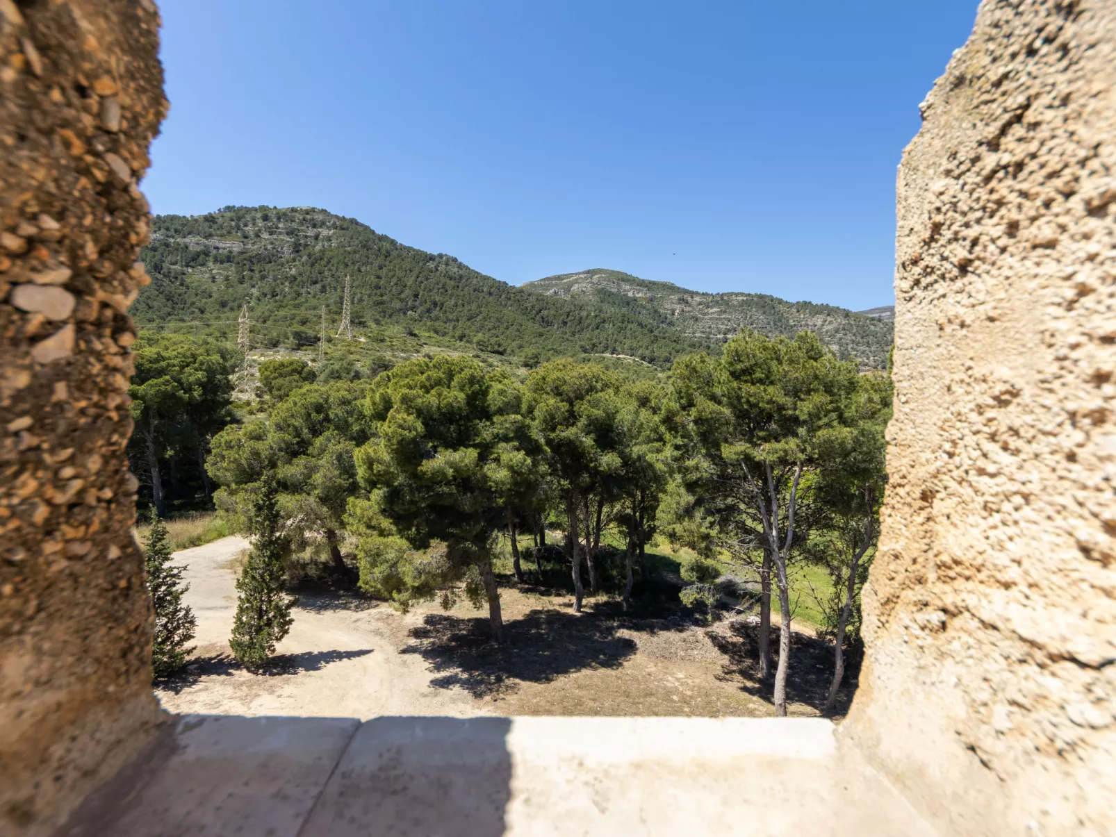 Torre Morralla-Buiten