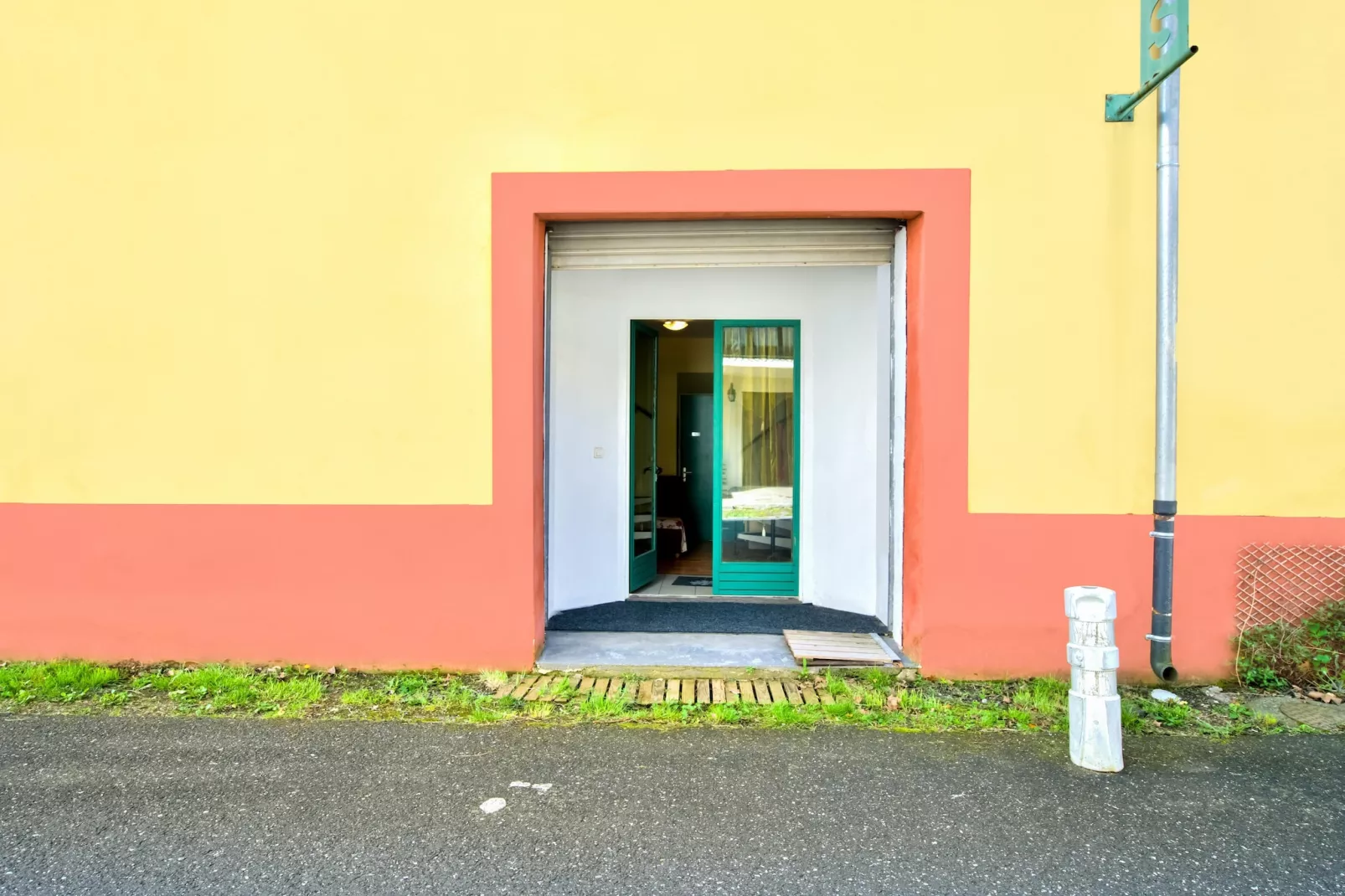 L'Atelier des Fileuses-Hal-ontvangst