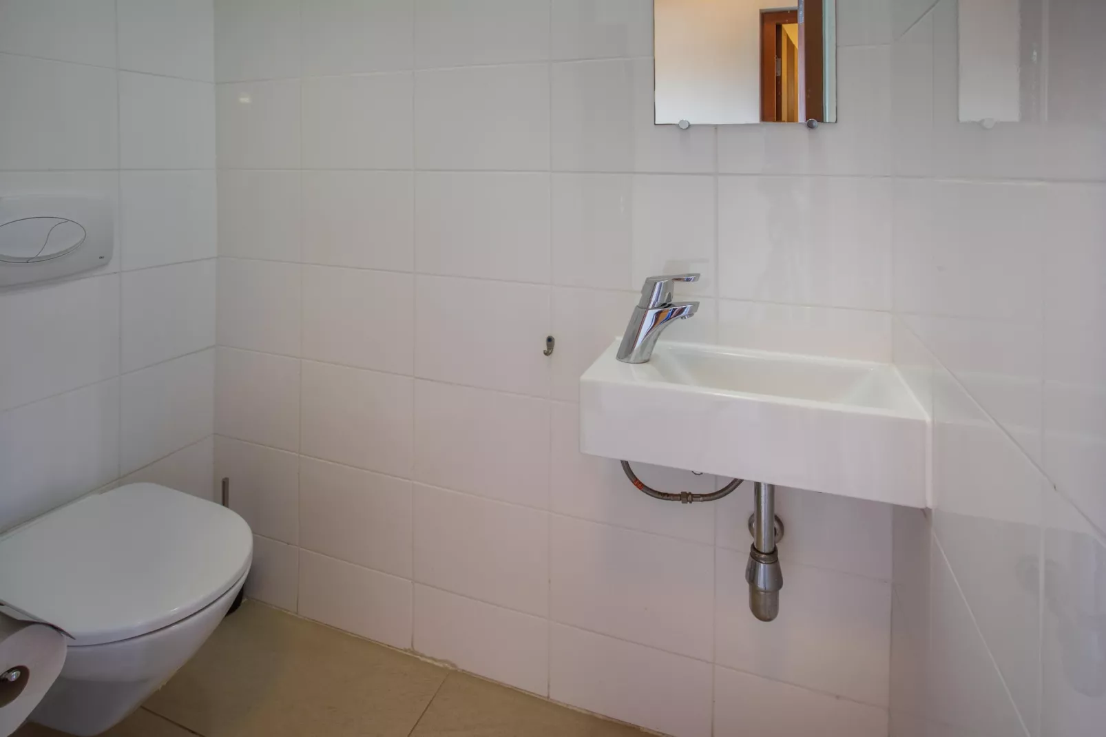 Spanish Water Apartment-Badkamer