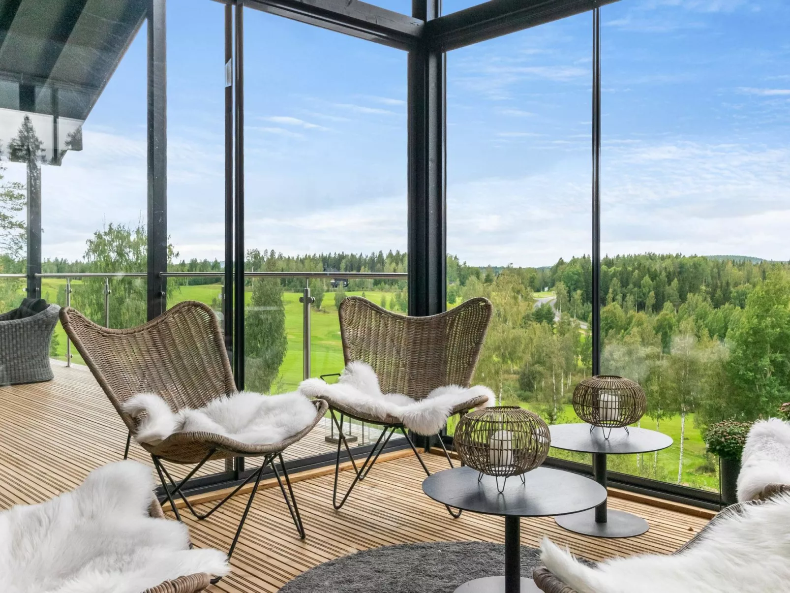 Villa hill magia-Buiten