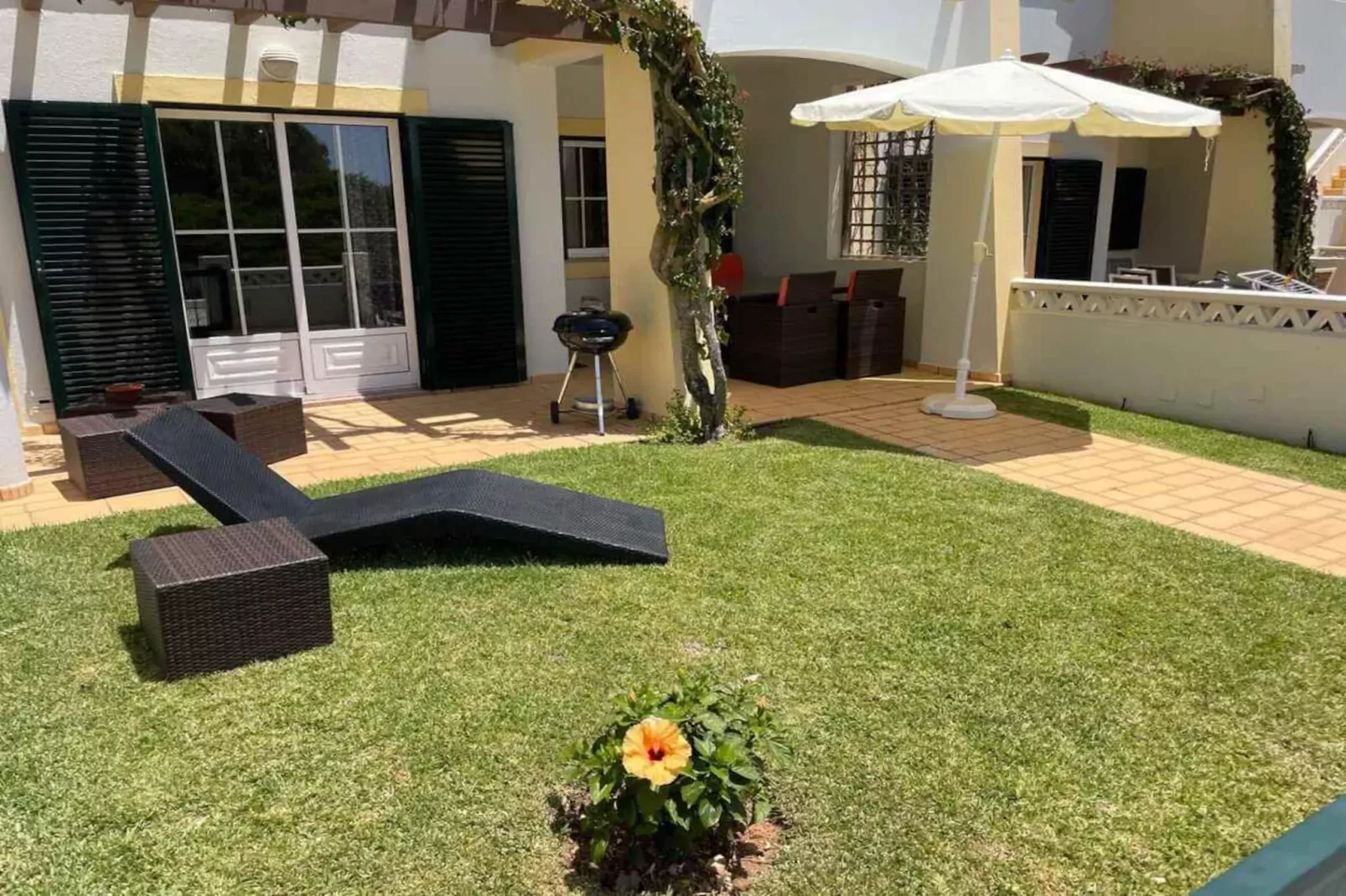 30 Terraços de Benagil (Casa Domingos)-Tuinen zomer