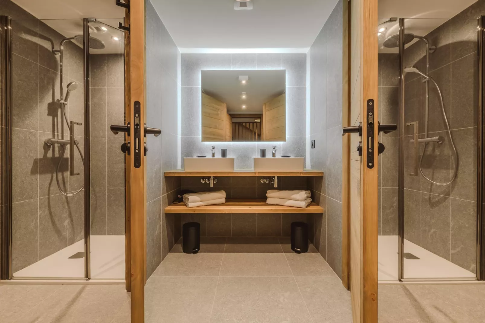 MEGEVE L’Eclat des Vériaz-A24S-Badkamer