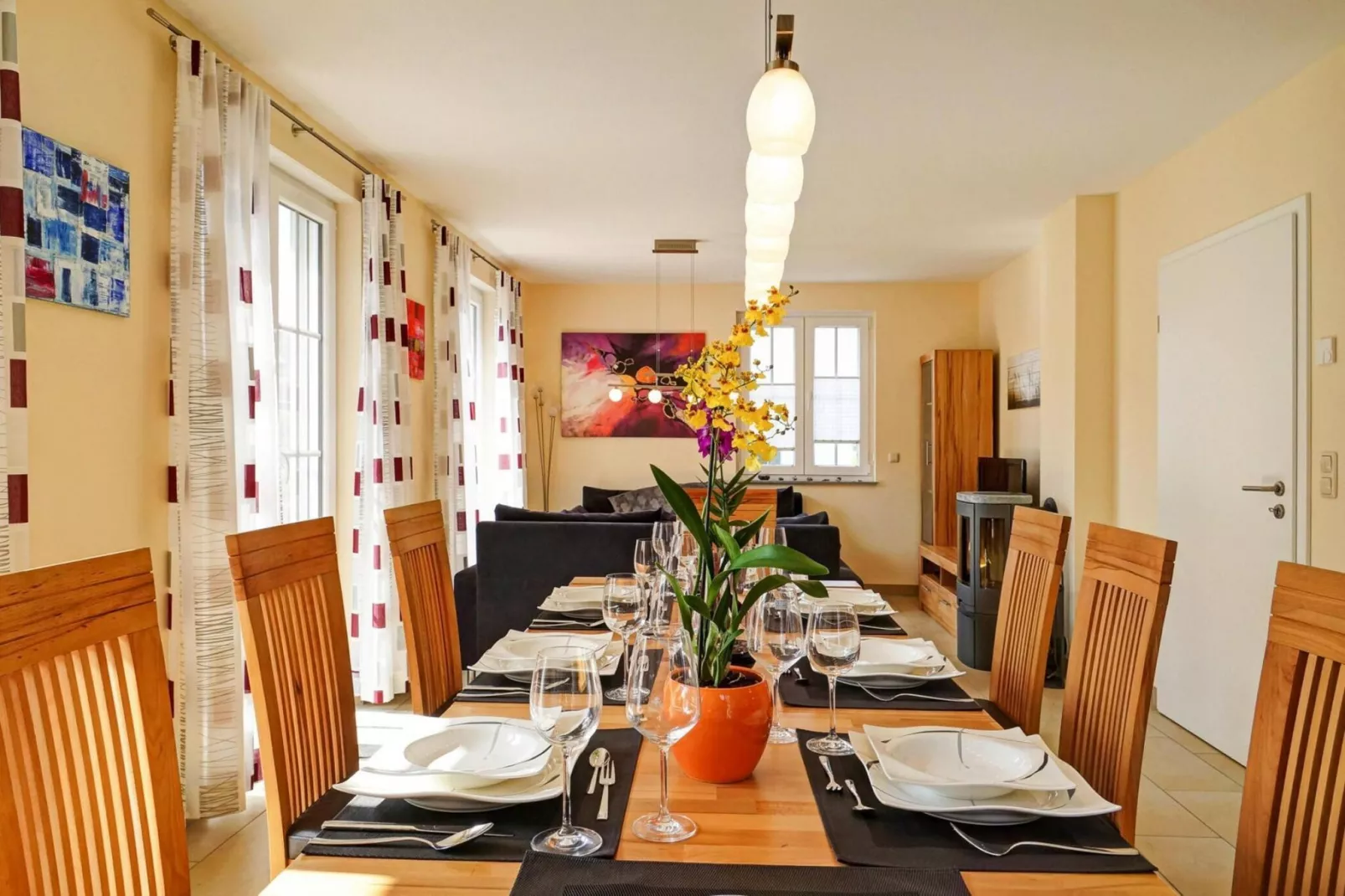Ostseeresort Dampland-Reihenhaus Normalpreis-Eetkamer