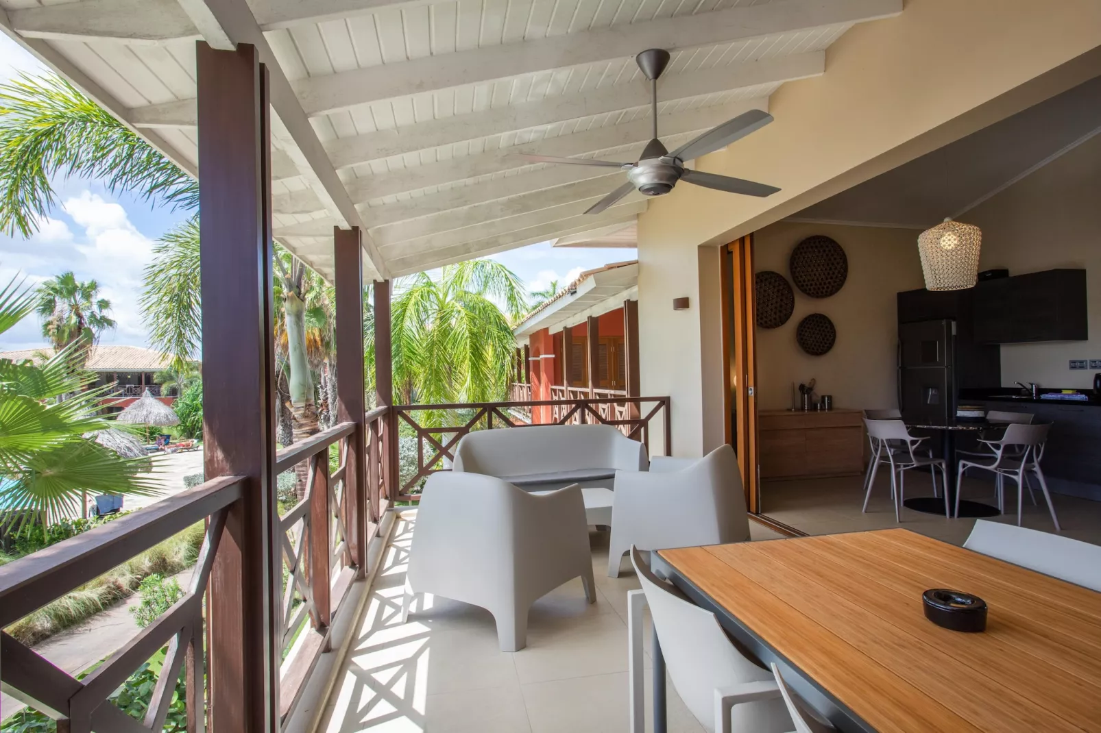 Spanish Water Apartment-Terrasbalkon