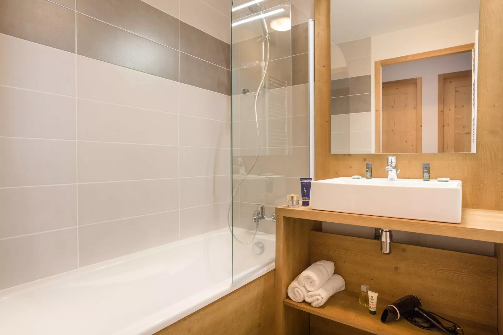 ARECHES BEAUFORT_S8L-Badkamer