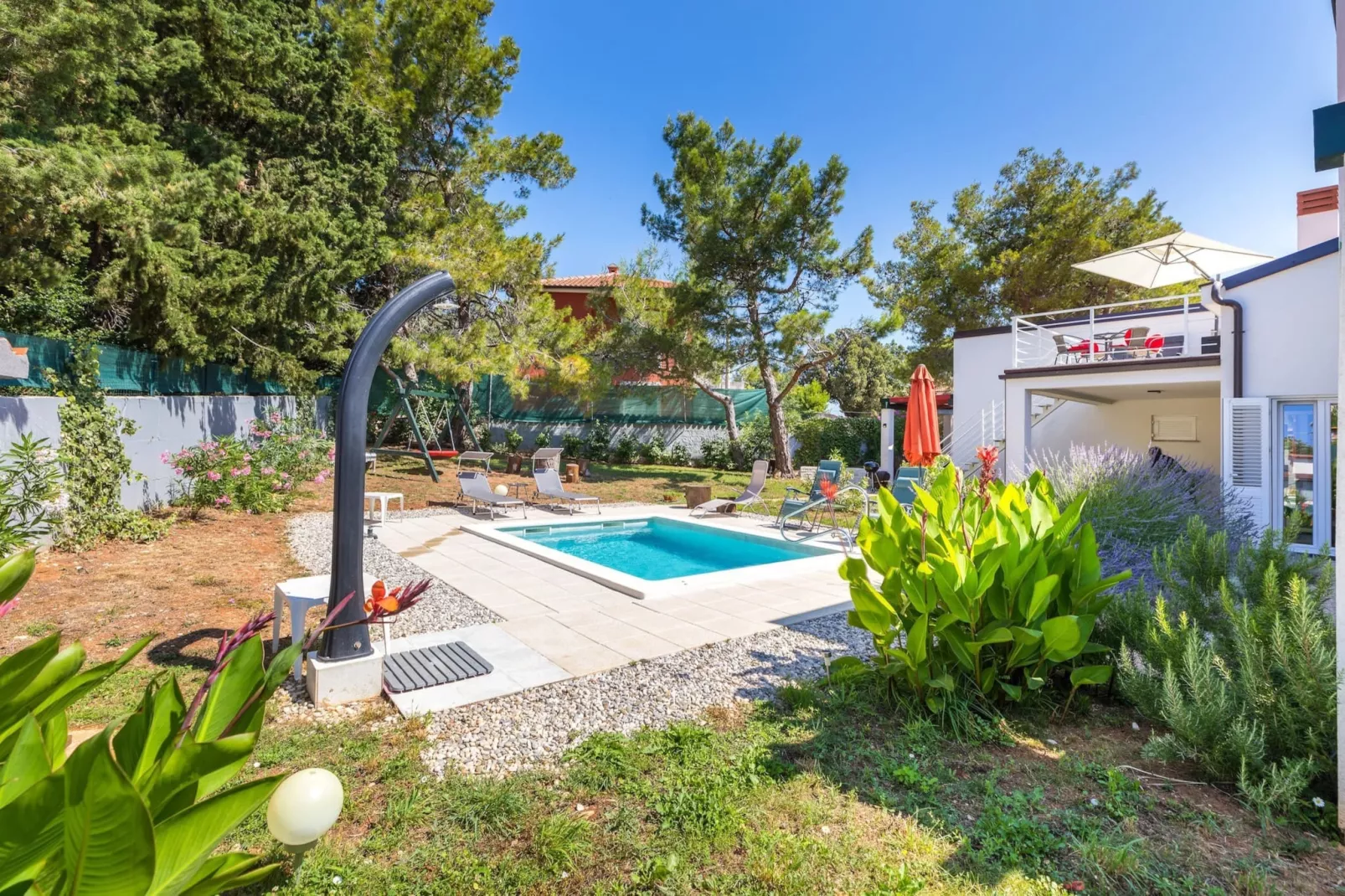 Villa Ziziphus - Private Pool with Jacuzzi-Tuinen zomer